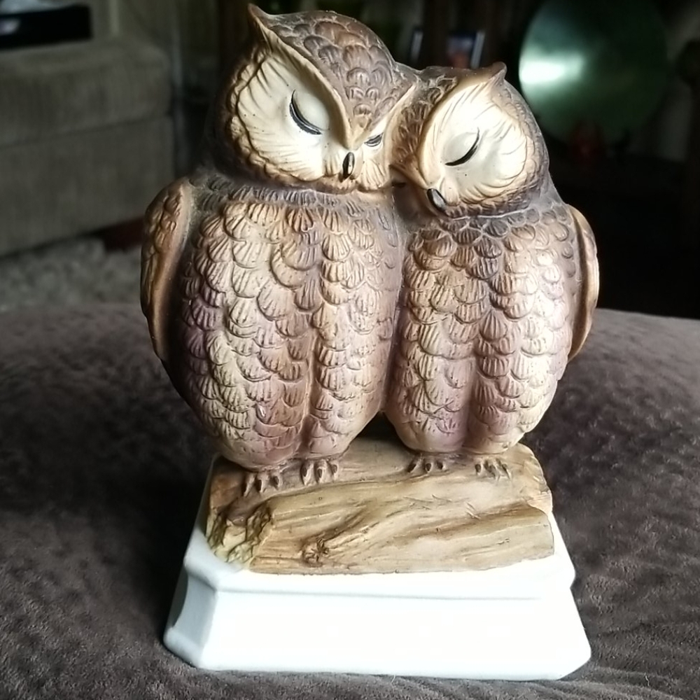 Vintage Gorham lovebirds musical figurine